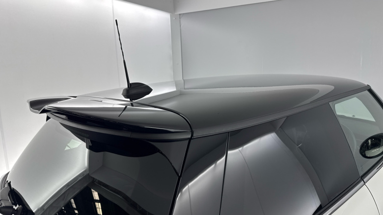 MINI Hatchback 1.5 Cooper Sport Premium 3dr Auto Petrol Hatchback